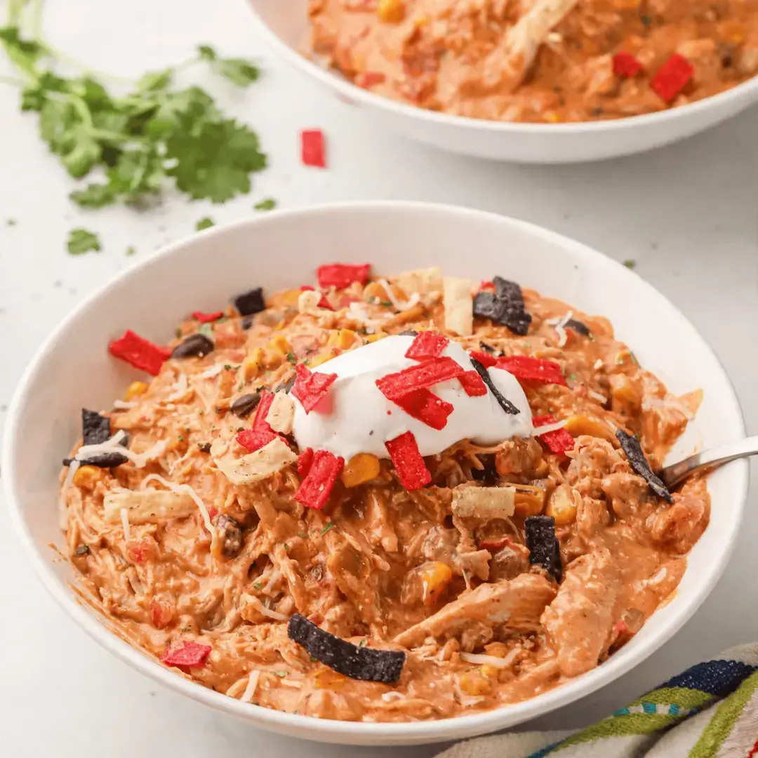 15 Family-Friendly Crockpot Dinners Kids Will Love for Easy Weeknights 7 15 Family-Friendly Crockpot Dinners, Crockpot Southwest Chicken Chili