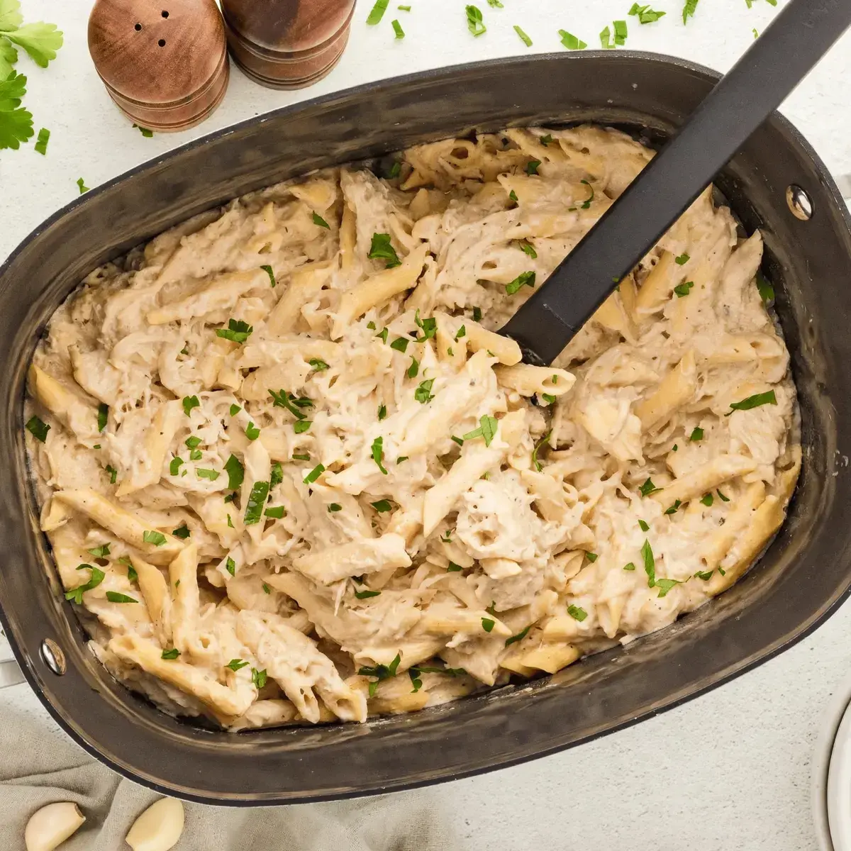 15 Family-Friendly Crockpot Dinners Kids Will Love for Easy Weeknights 5 15 Family-Friendly Crockpot Dinners, Slow Cooker Olive Garden Chicken Pasta