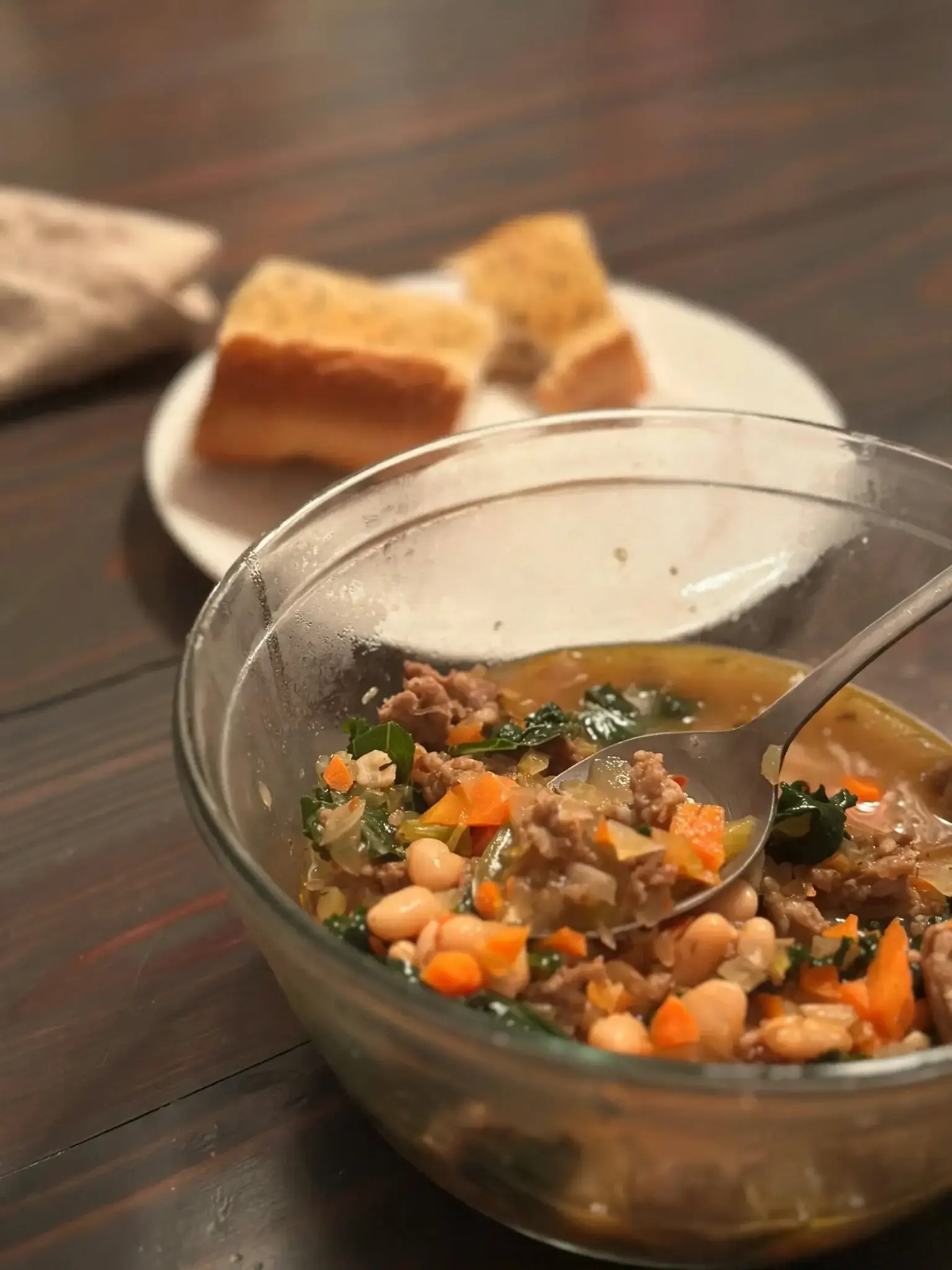 20 Fall Soups, 14) Tuscan White Bean Soup