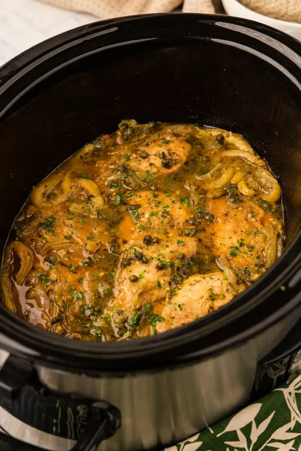 30 Crockpot Dinners That Make Busy Weeknights Easy 11 30 Crockpot Dinners, 11. Crockpot Lemon Chicken