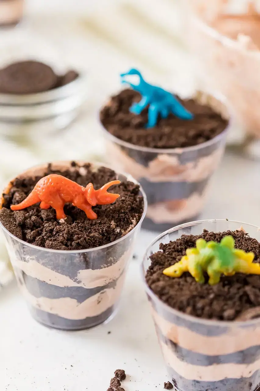 Beach Dirt Cups With Teddy Grahams: A Cute No Bake Summer Dessert for Kids Parties 15 Beach Dirt Cups With Teddy Grahams, Looking for More Themed Dirt Cup Desserts