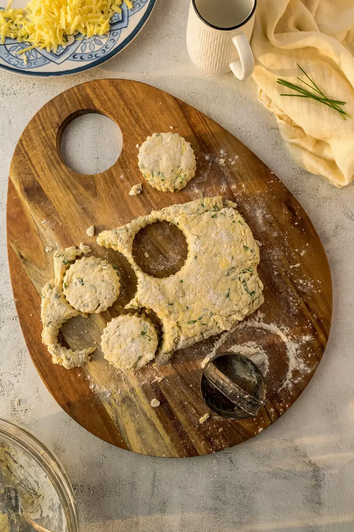 Cheese And Chives Scones, Step-By-Step Instructions