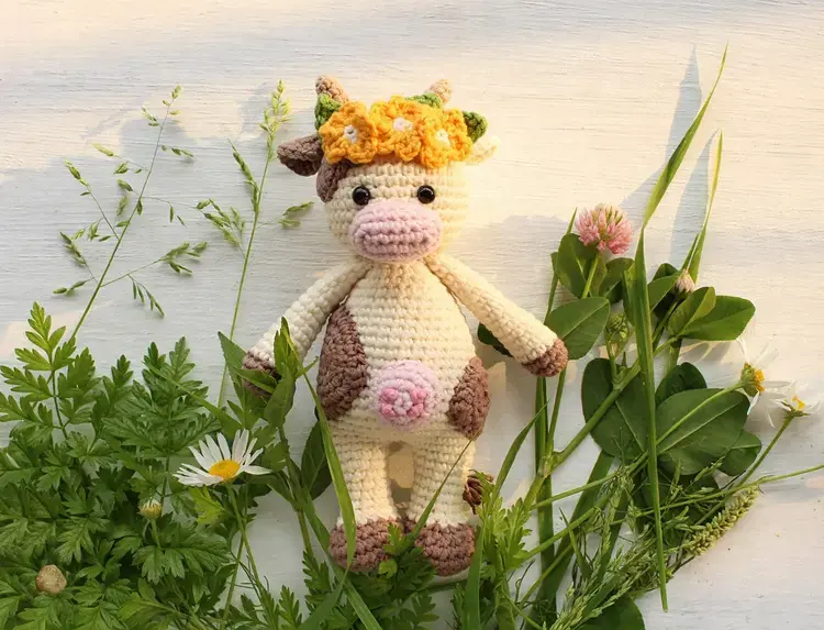 Cute Crochet Cow Patterns, Cuddle Me Cow