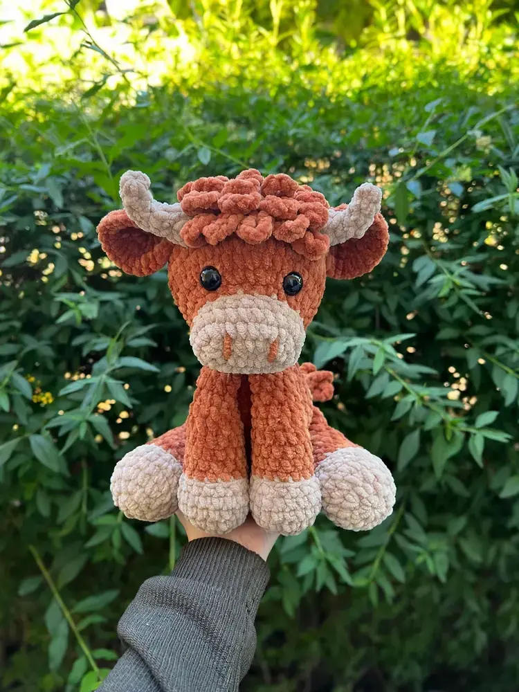 Cute Crochet Cow Patterns, Henry the Highland Cow (1 of 2)