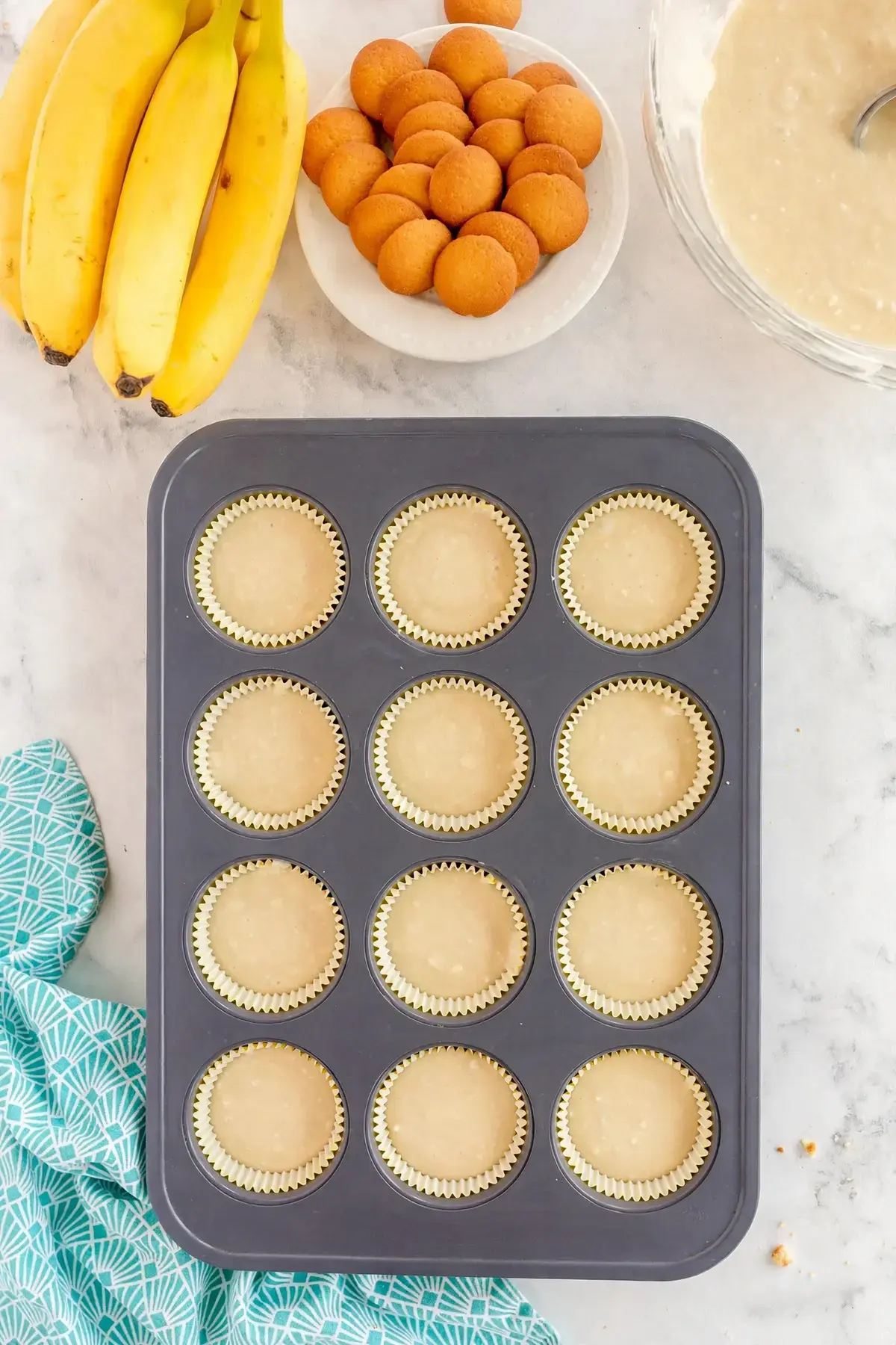 Easy Banana Pudding Cupcakes with Whipped Cream and Wafer Topping 17 Easy Banana Pudding Cupcakes, 2, Bake Cupcakes
