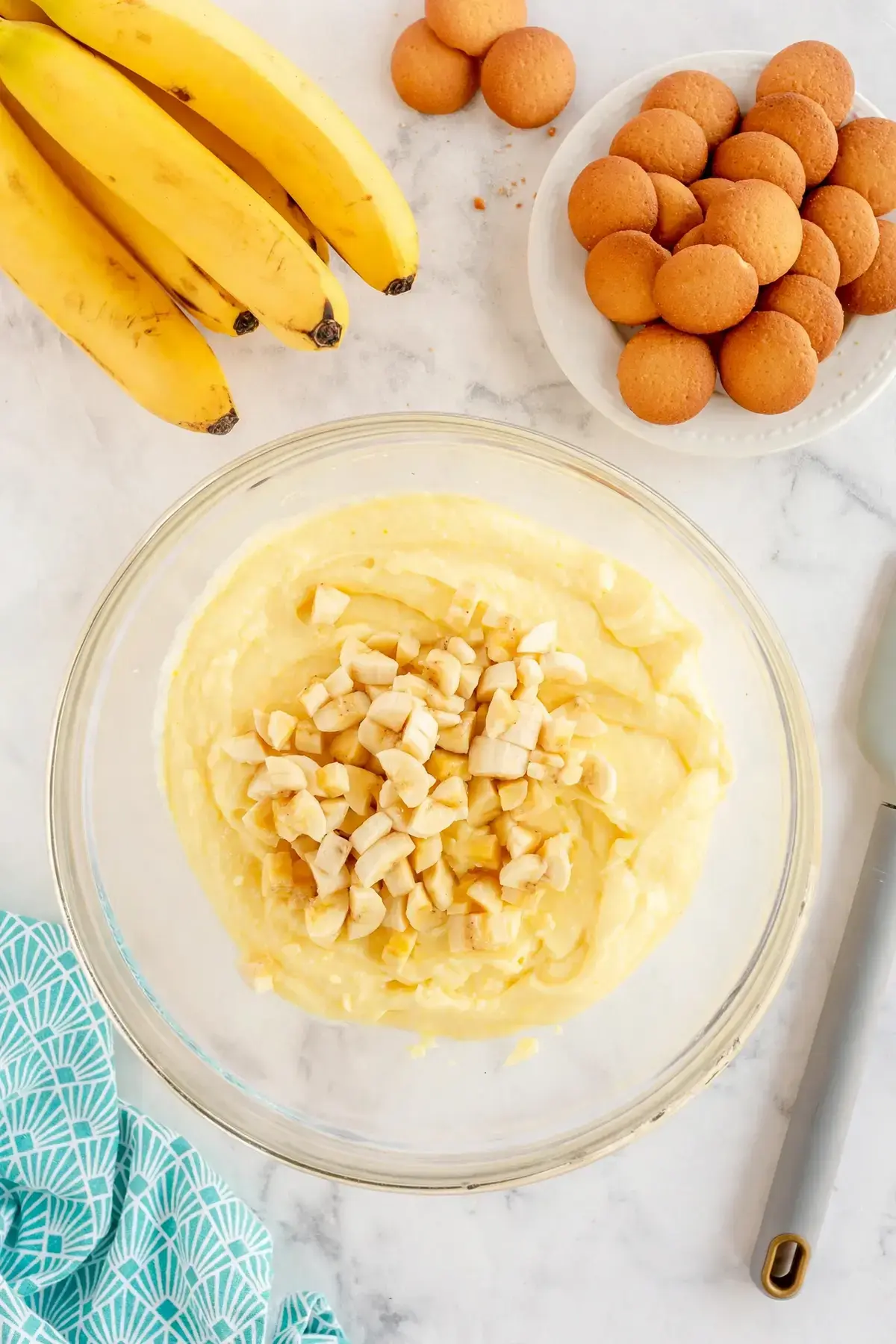 Easy Banana Pudding Cupcakes with Whipped Cream and Wafer Topping 18 Easy Banana Pudding Cupcakes, 2 , Make your pudding