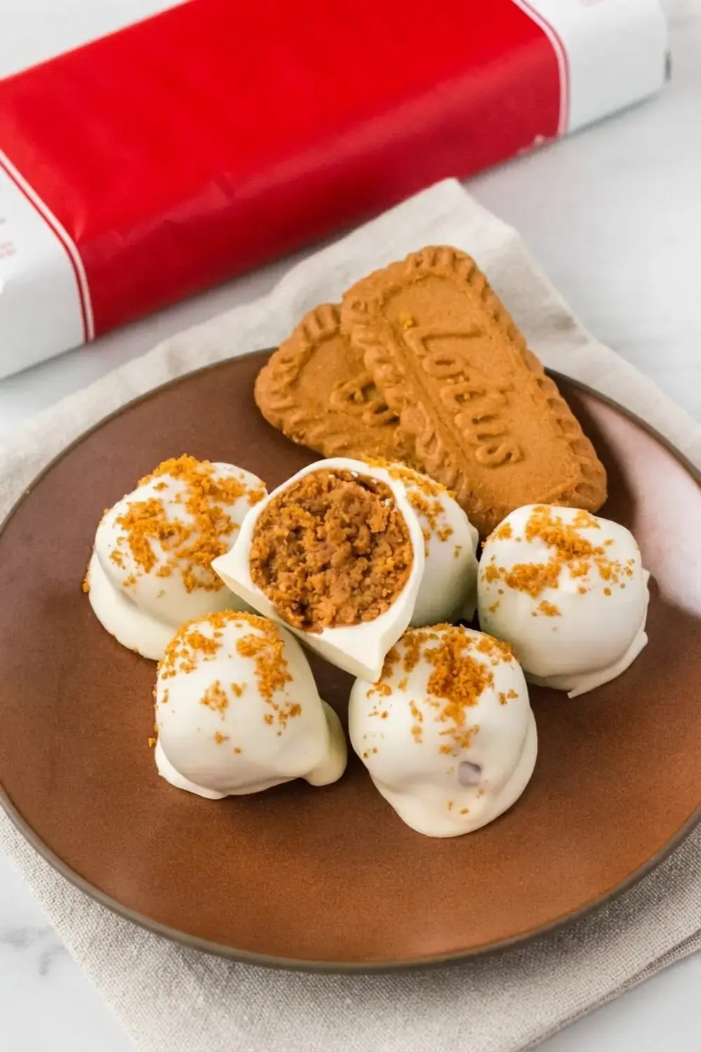 Easy No-Bake Biscoff Truffles, This easy Lotus Biscoff truffles recipe is the perfect bite sized dessert, made with everyone's favorite spiced cookies