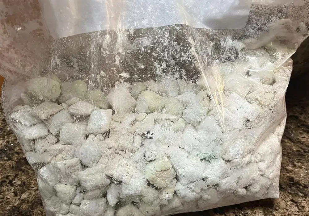 Easy Pistachio Puppy Chow Recipe (No-Bake Snack Mix) 16 Easy Pistachio Puppy Chow, How to Make It