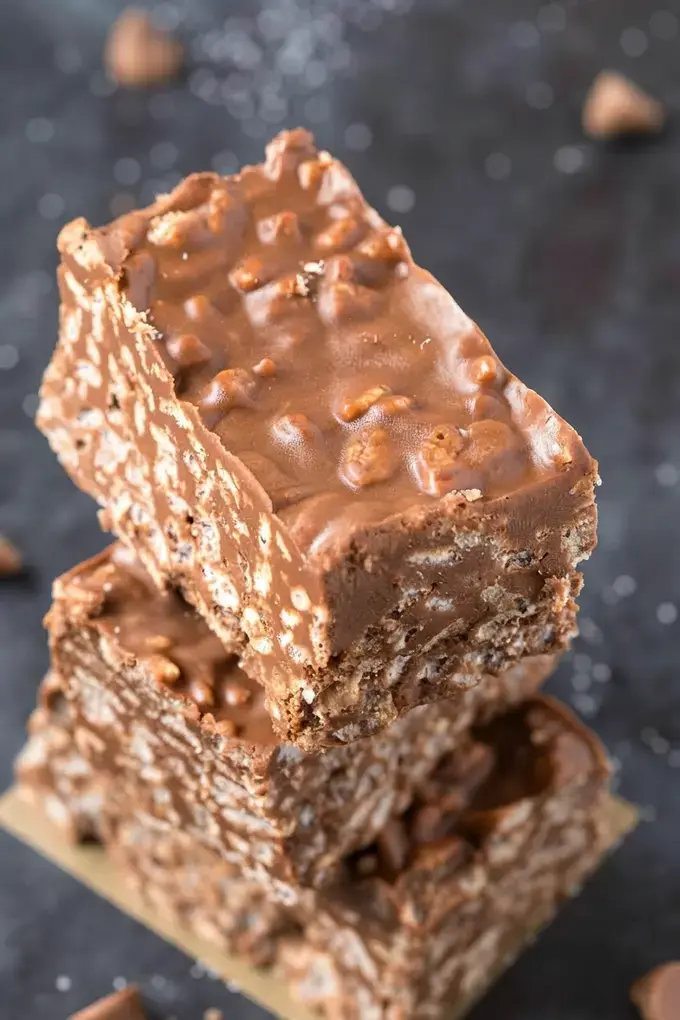 Homemade Crunch Bars Recipe: Easy No-Bake Chocolate Peanut Butter Treats 9 Homemade Crunch Bars, Can i make crunch bars keto and paleo