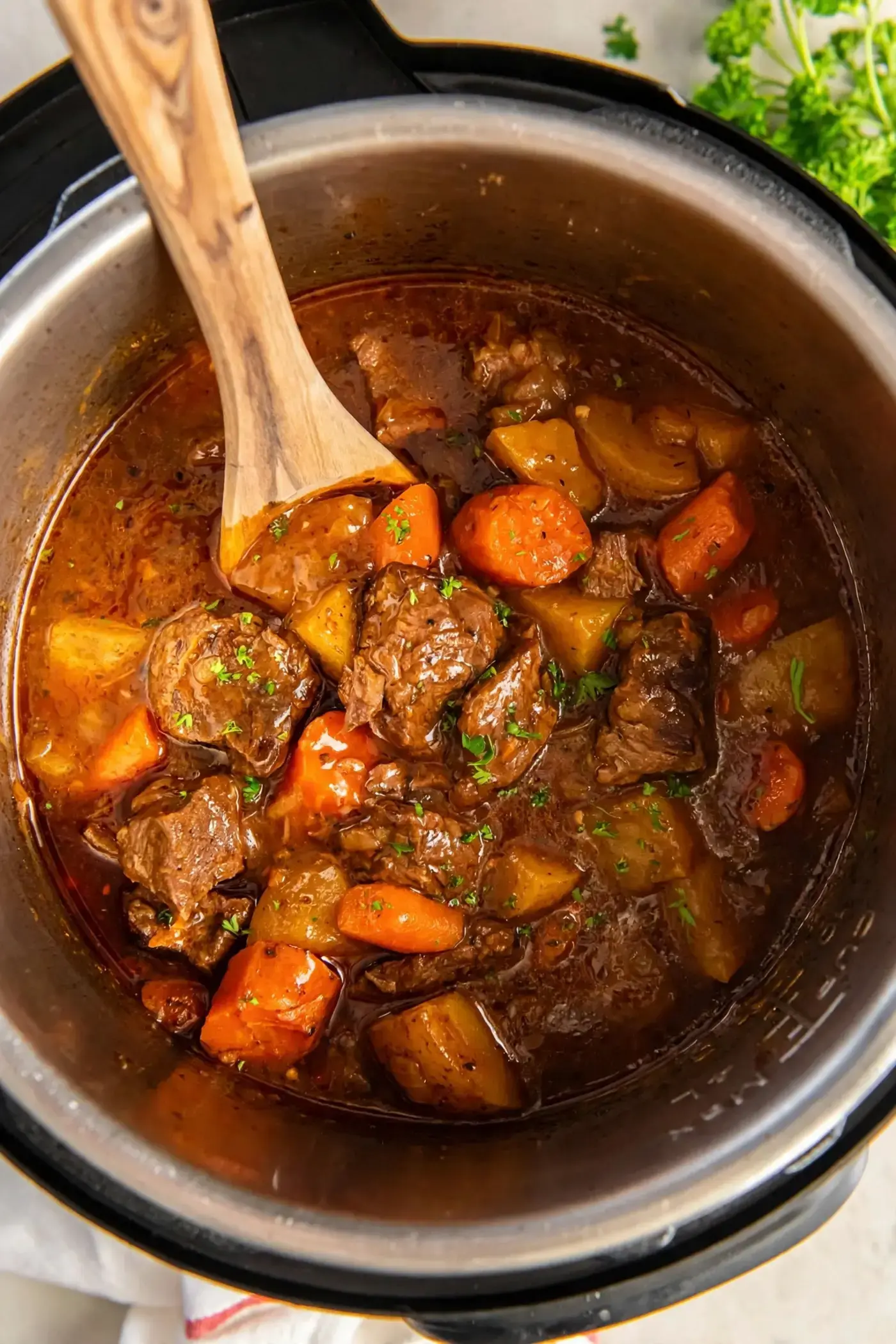 Instant Pot Beef Stew with Tender Chuck Roast and Vegetables 13 Instant Pot Beef Stew (2 of 2)