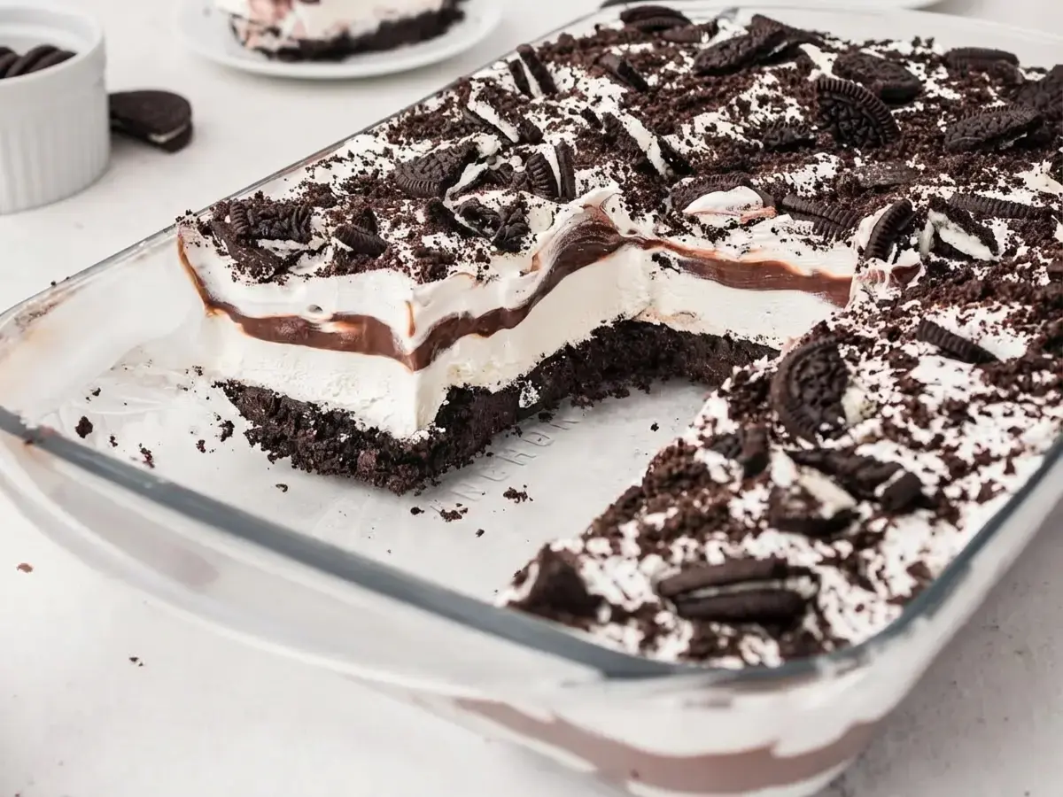 Oreo Layered Dessert Recipe: No Bake Easy Oreo Delight 11 Oreo Layered Dessert, How To Store An Oreo Delight With Chocolate Pudding