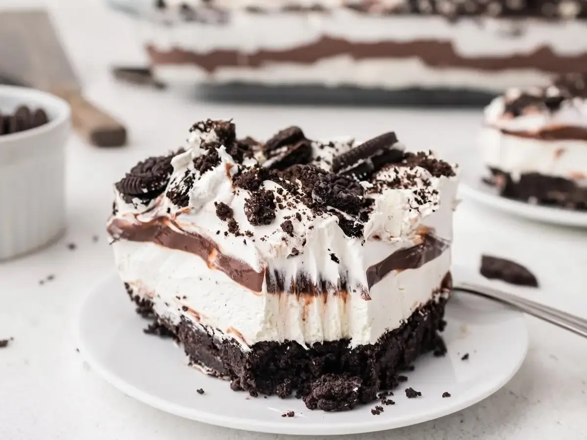Oreo Layered Dessert Recipe: No Bake Easy Oreo Delight 7 Oreo Layered Dessert, Oreo Layered Dessert: Oreo Delight with Chocolate Pudding