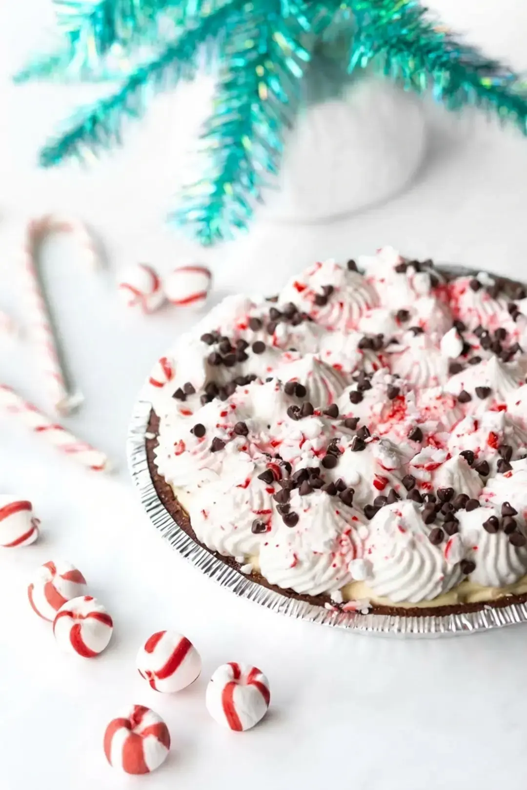 No-Bake Peppermint Pudding Pie with a Chocolate Crust 7 Peppermint Pudding Pie