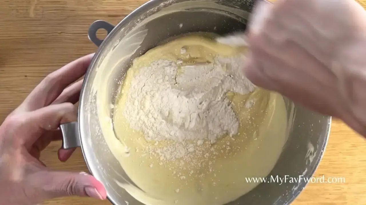 Sugar Free Yogurt Cake Recipe For a Healthy, High Protein Dessert 39 Sugar Free Yogurt Cake, How to make sugar free yogurt cake